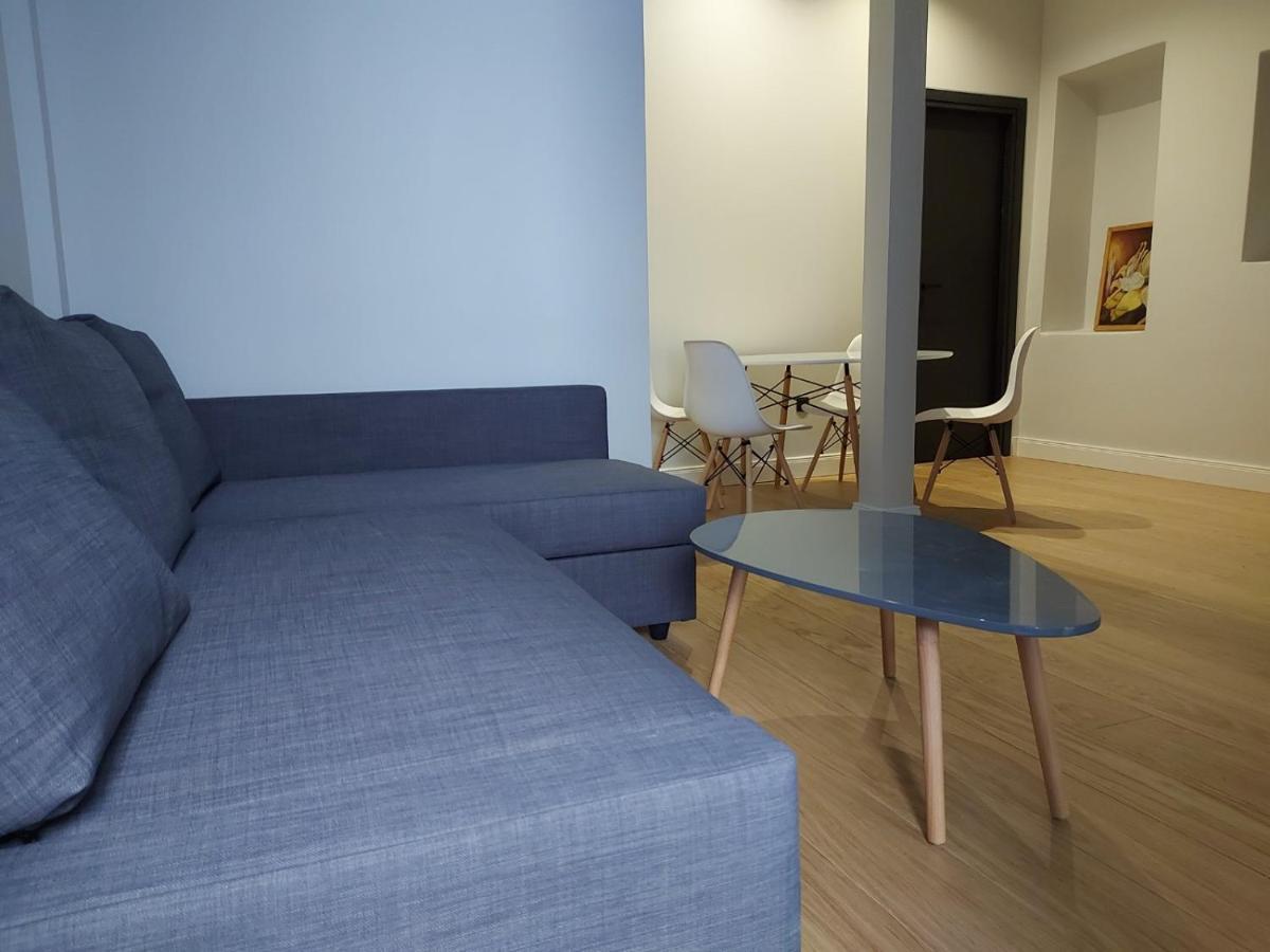 Ermoupolis Hidden Gems Apartment ภายนอก รูปภาพ