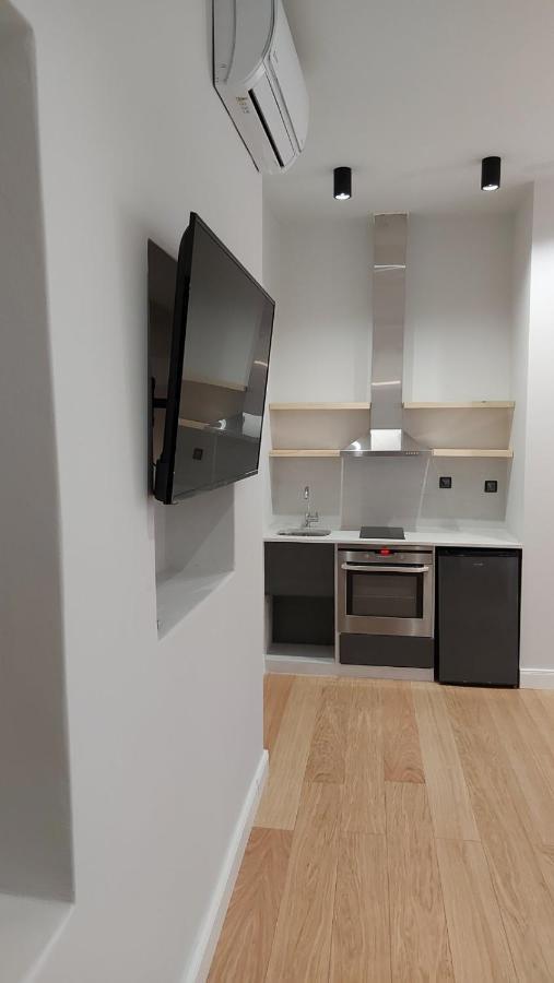 Ermoupolis Hidden Gems Apartment ภายนอก รูปภาพ