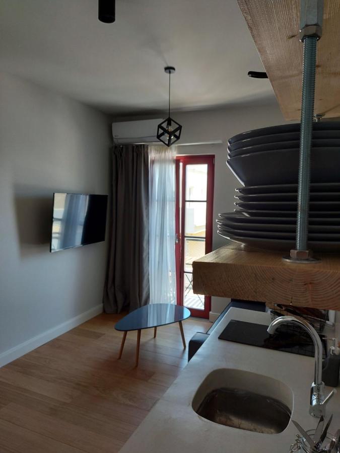 Ermoupolis Hidden Gems Apartment ภายนอก รูปภาพ