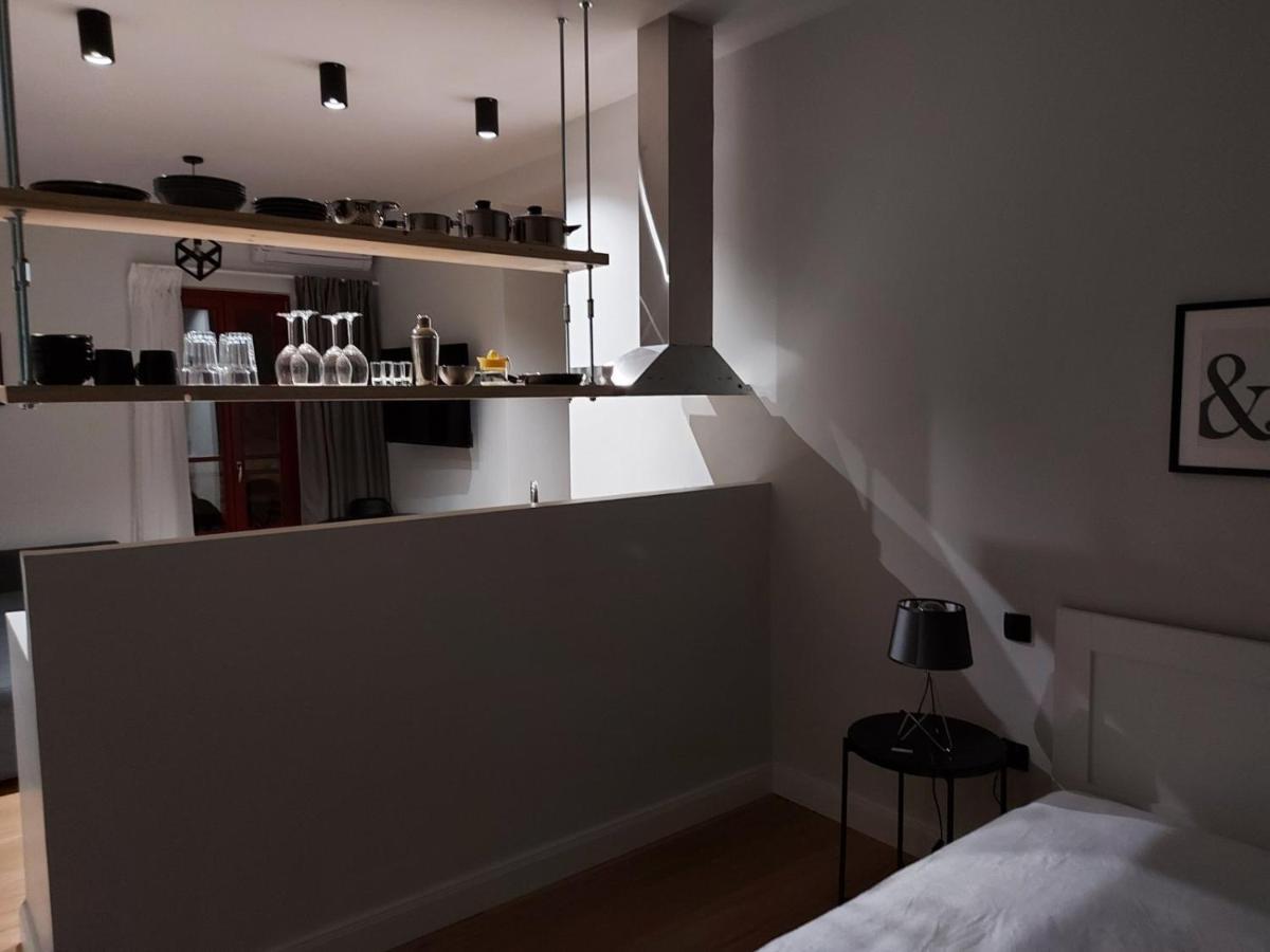Ermoupolis Hidden Gems Apartment ภายนอก รูปภาพ