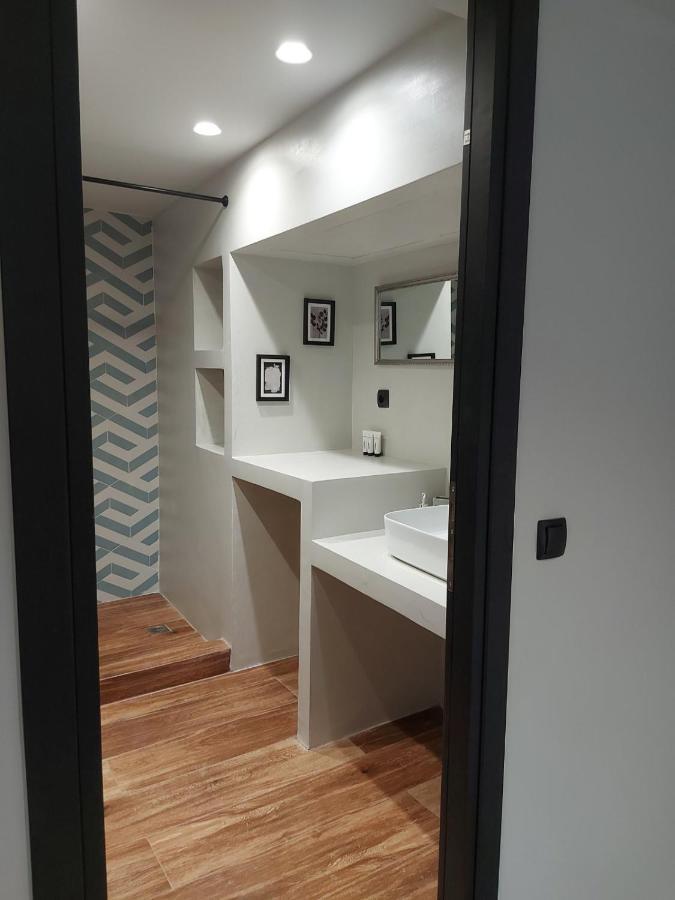 Ermoupolis Hidden Gems Apartment ภายนอก รูปภาพ